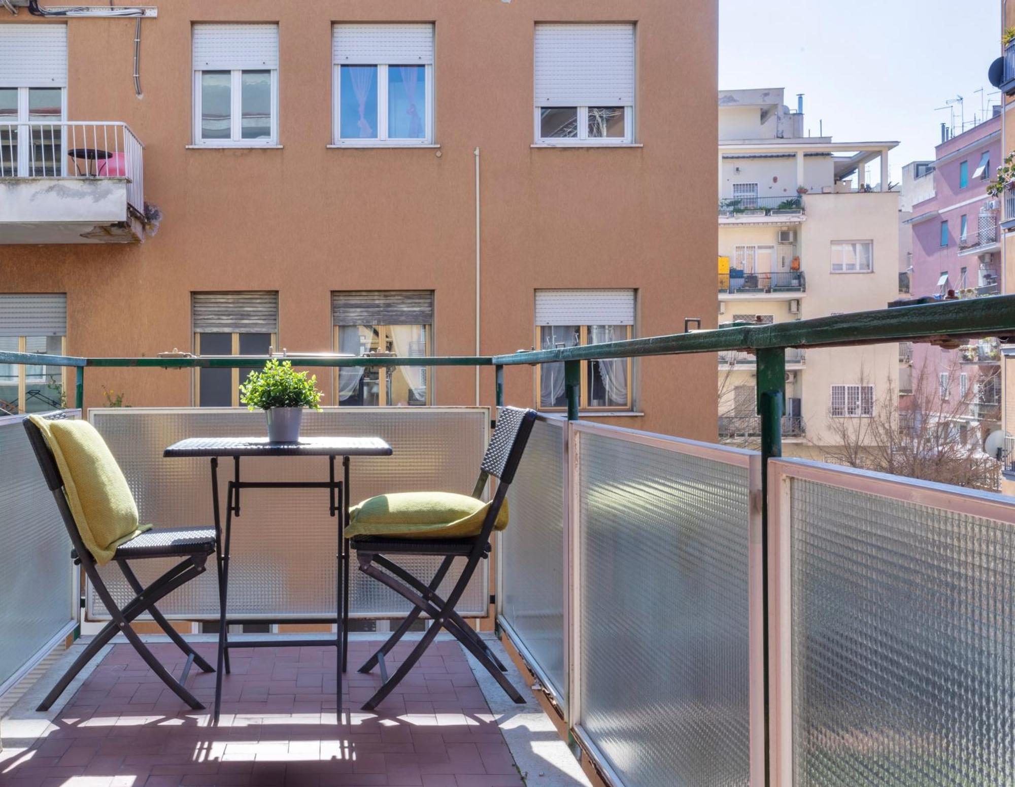 Grazia Modern And Cozy Close To Tiburtina Station Roma